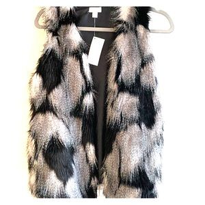 Faux fur vest black grey and white